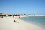 Piaszczysta plaża nad Morzem Czerwonym w Marsa Alam
